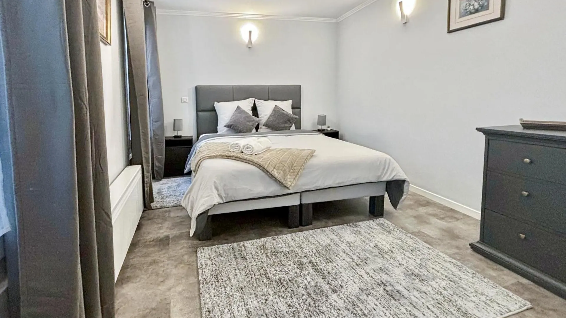 Luxury Apartment Paris Saint-Honore - Rentaway Bnb Francie