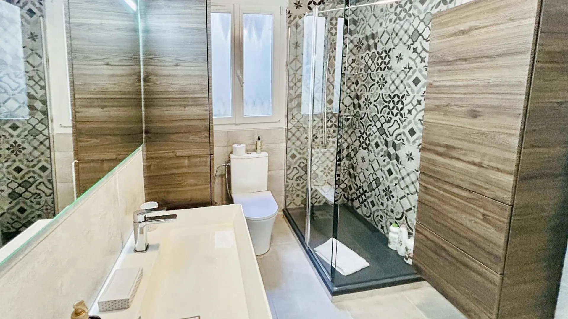 Luxury Apartment Paris Saint-Honore - Rentaway Bnb
